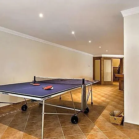 Sleeps 14 Pool Air Con Wifi Quinta do Lago